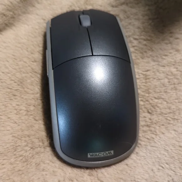 Wacom Intuos3 Comic Pen Touch Graphics Tablet Black